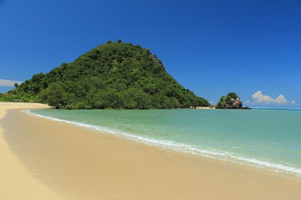 Pantai Kuta Lombok